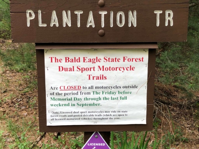 Griz Guides Seven Mountain Enduro Epic Route - Plantation Trail Sign